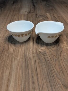 Corelle White Creamer and Sugar Set with Gold Floral Trim